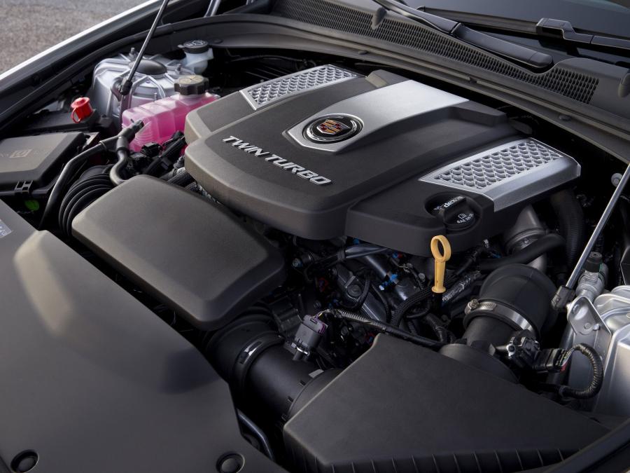  Cadillac CTS Vsport 2013 года  (фото 8 из 17)